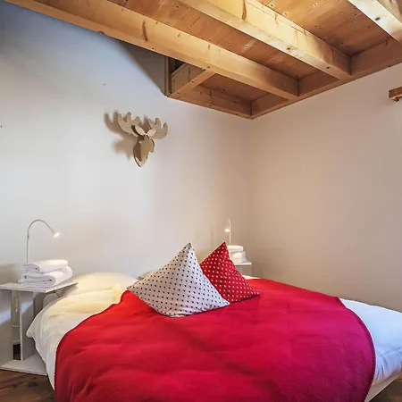 Apartamento Chesa Alossa By Interhome *