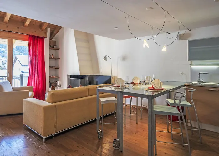 Chesa Alossa By Interhome شقة